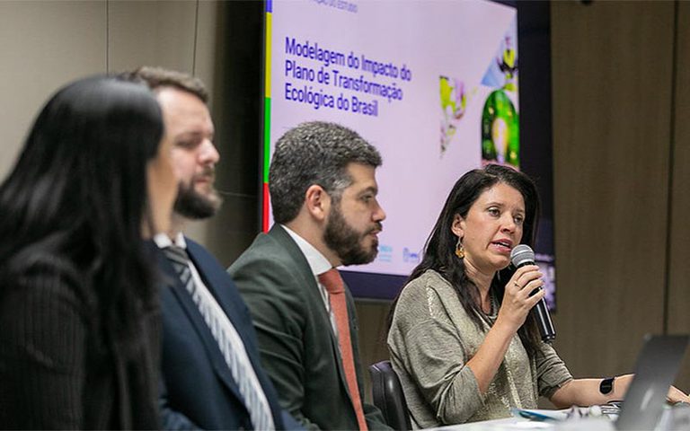 Plano de Transformação Ecológica pode gerar 2 milhões de empregos e reduzir emissões Plano de Transformação Ecológica pode gerar 2 milhões de empregos e reduzir emissões