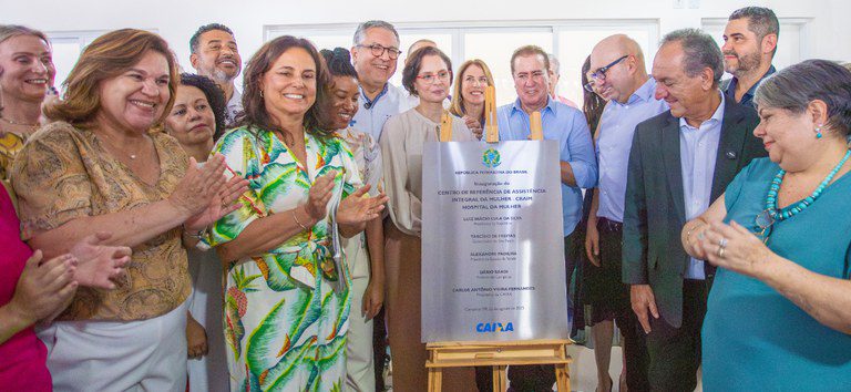 Padilha anuncia Centro de Referência da Mulher em Campinas e expansão de serviços no SUS