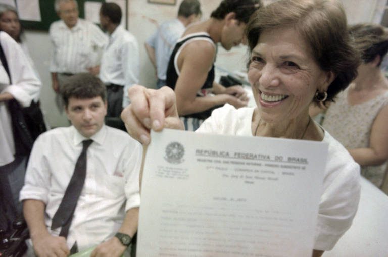 Primeiras certidões de óbito retificadas de vítimas da ditadura serão entregues neste mês Primeiras certidões de óbito retificadas de vítimas da ditadura serão entregues neste mês