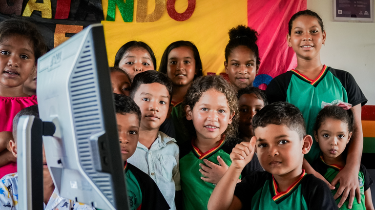Programa Escolas Conectadas leva internet de qualidade a 60% das escolas públicas do País