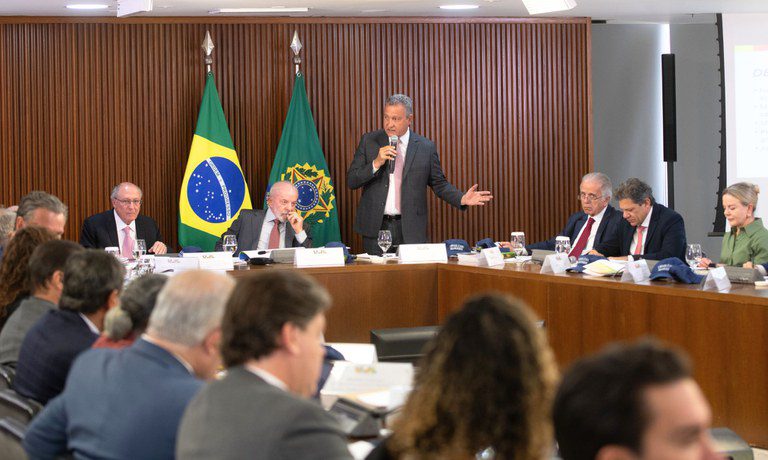 Rui Costa destaca resultados históricos e lista novos projetos do Governo Federal Rui Costa destaca resultados históricos e lista novos projetos do Governo Federal