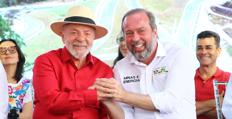 Silveira destaca avanços do Novo PAC e anuncia programa Gás do Povo em Contagem-MG Silveira destaca avanços do Novo PAC e anuncia programa Gás do Povo em Contagem-MG