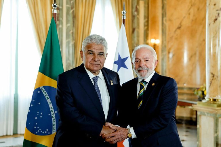 Lula recebe presidente do Panamá e busca avanço em negociações de acordos de comércio Lula recebe presidente do Panamá e busca avanço em negociações de acordos de comércio