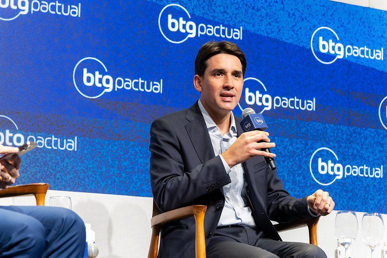 “Brasil é um dos principais players mundiais e oferece bons projetos para investidores”, afirma Silvio Costa Filho