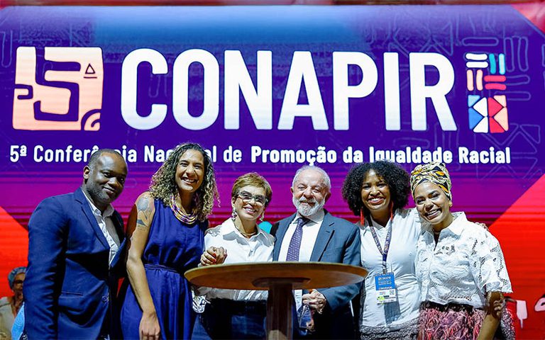 'Juntos construiremos um Brasil mais justo', diz Lula na Conferência da Igualdade Racial 'Juntos construiremos um Brasil mais justo', diz Lula na Conferência da Igualdade Racial