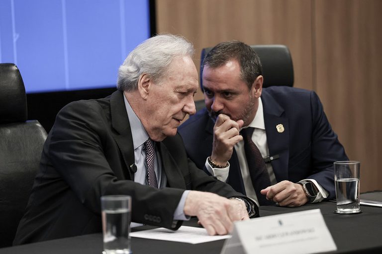 Ação policial integrada investiga ramificações do crime da bebida com metanol