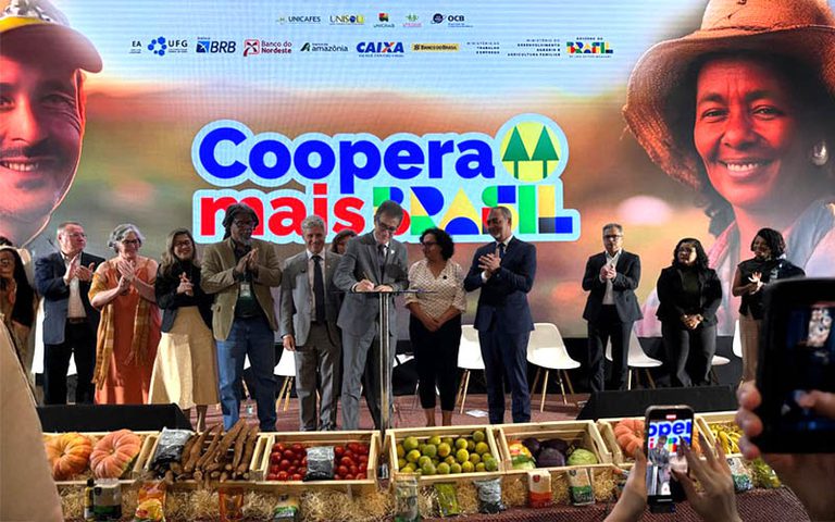 Ebserh, MDA e Conab levam produção da agricultura familiar a hospitais universitários federais