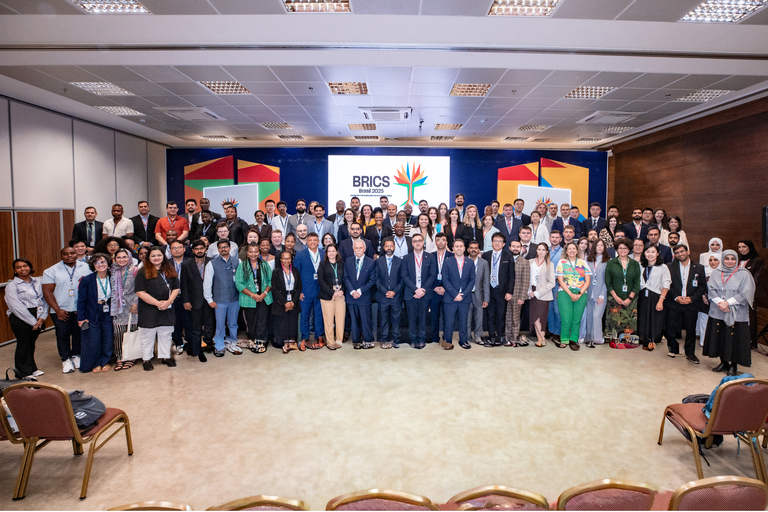 Brasil sedia Fórum de Jovens Cientistas do BRICS para discutir desenvolvimento sustentável