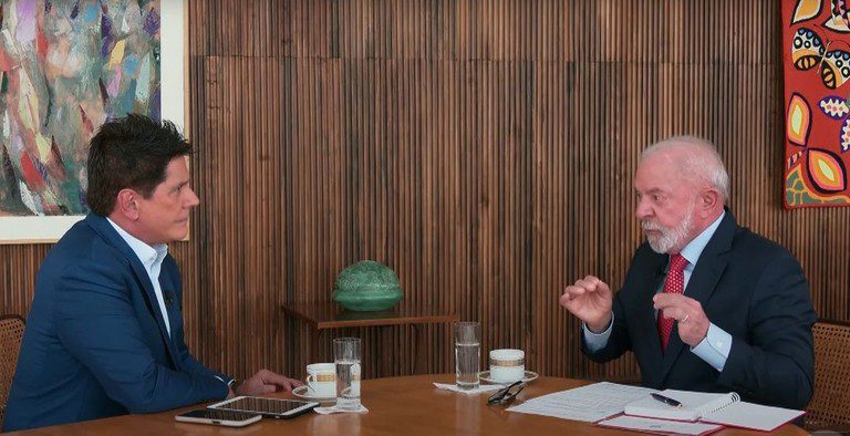 Lula: “Nós estamos na colheita mais certa deste país” Lula: “Nós estamos na colheita mais certa deste país”