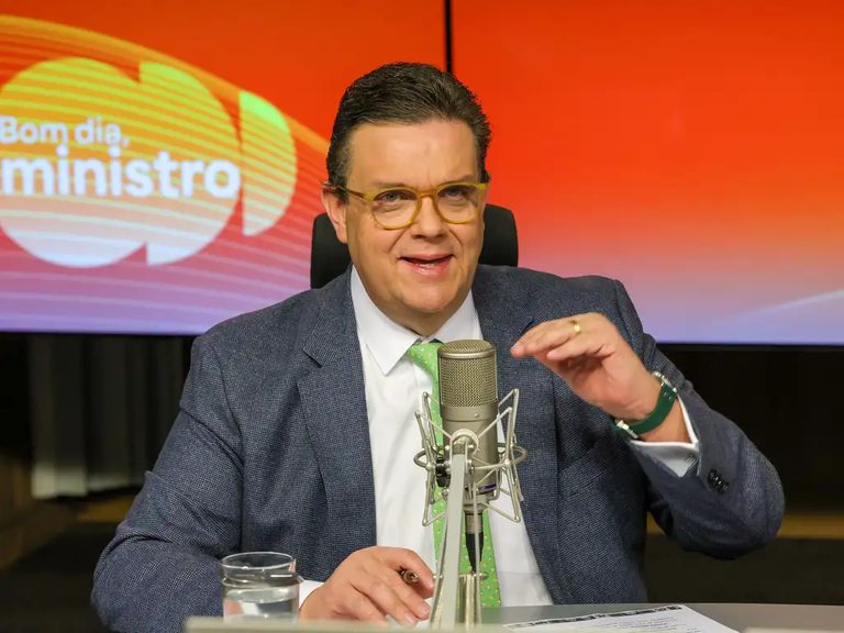 INSS já devolveu dinheiro de descontos indevidos a 2,3 milhões de aposentados INSS já devolveu dinheiro de descontos indevidos a 2,3 milhões de aposentados