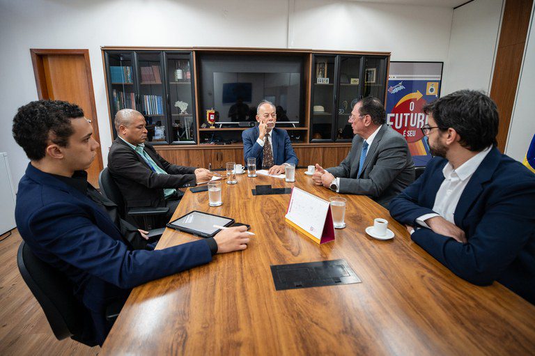 MCTI e Huawei discutem programa que vai qualificar jovens para a indústria de jogos digitais