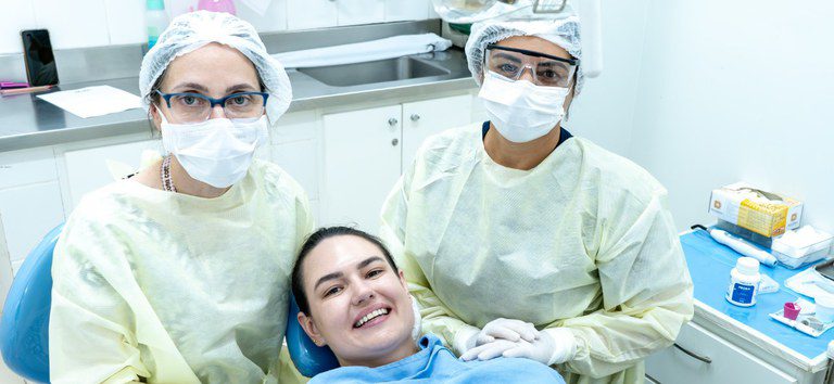 Ministério credencia mais de 2 mil equipes de saúde e Unidades Odontológicas Móveis Ministério credencia mais de 2 mil equipes de saúde e Unidades Odontológicas Móveis