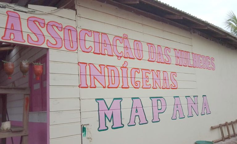Mulheres indígenas constroem agroindústria de açaí em pó, com apoio do Governo