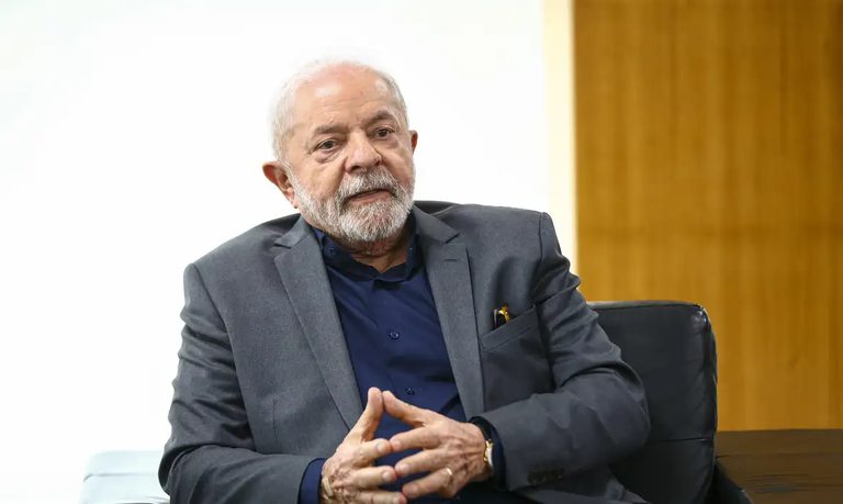 Lula conversa com Emir do Catar e expressa solidariedade por ataque realizado por Israel