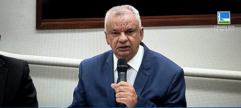 Audiência pública na Câmara defende regulamentação de trabalho por aplicativo Audiência pública na Câmara defende regulamentação de trabalho por aplicativo