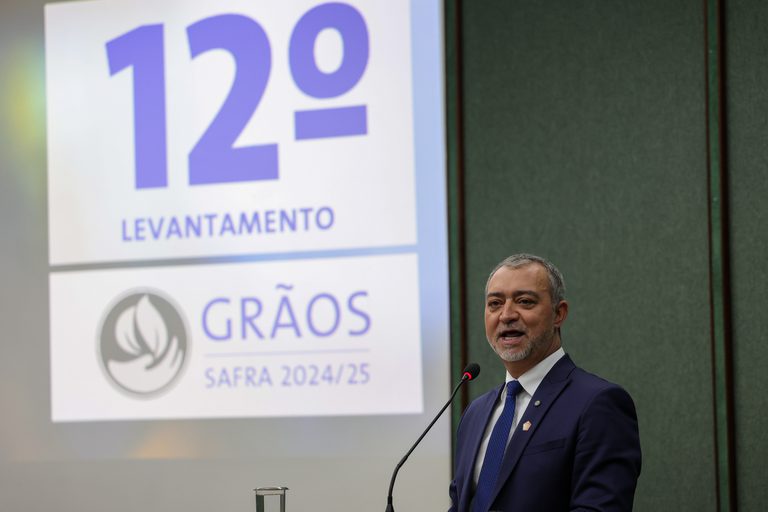 Resultado histórico da safra de grãos 2024/25 é destaque da Voz do Brasil desta quinta