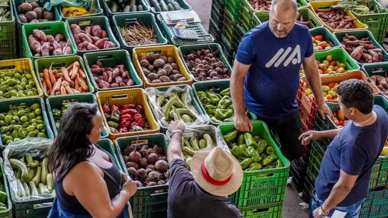 Superação da pobreza e preço dos alimentos em queda marcaram a semana