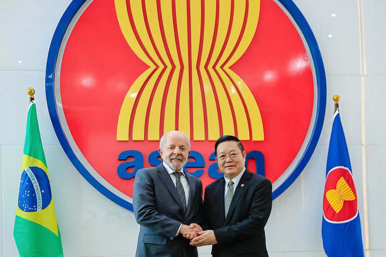 'Brasil trabalha para ser membro pleno da ASEAN', diz Lula, após encontro com secretário-geral 'Brasil trabalha para ser membro pleno da ASEAN', diz Lula, após encontro com secretário-geral