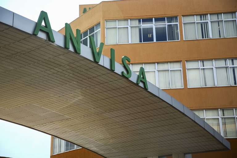 Anvisa proíbe oito produtos de Cannabis sem registro da Golden CBD Plus
