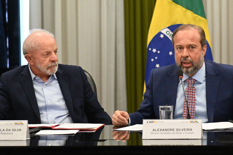 Brasil inicia novo ciclo para o setor mineral voltado para o desenvolvimento sustentável Brasil inicia novo ciclo para o setor mineral voltado para o desenvolvimento sustentável