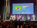 Brasil recebe prêmio internacional por política de participação social Brasil recebe prêmio internacional por política de participação social