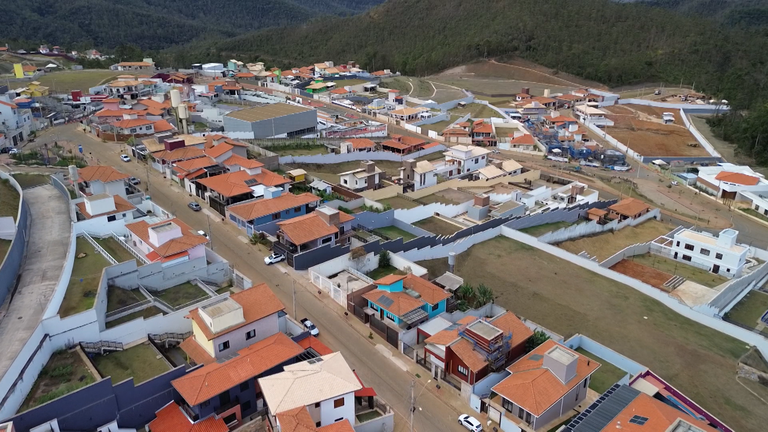 'Caminhos da Reportagem' volta a Mariana dez anos após a tragédia