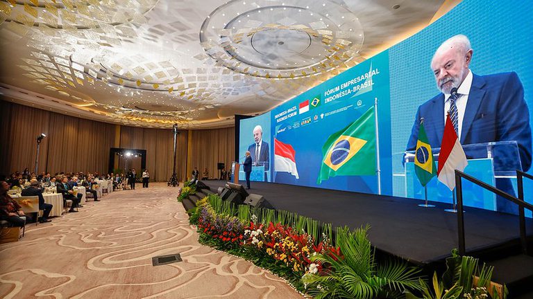 Na Indonésia, Lula ressalta potencial do Brasil na transição energética e na economia Na Indonésia, Lula ressalta potencial do Brasil na transição energética e na economia