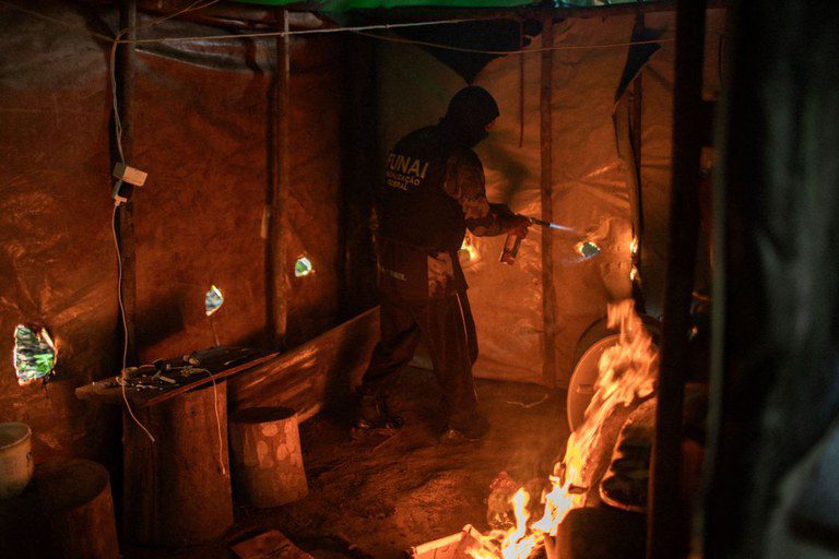 Governo do Brasil impõe R$ 500 milhões em prejuízo ao garimpo na Terra Yanomami