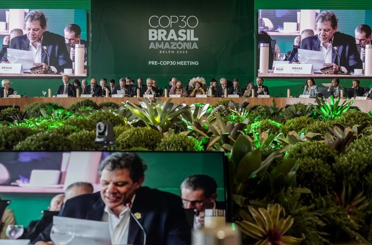 'Há um caminho para que as finanças sirvam à transformação ecológica que o mundo exige', diz Haddad 'Há um caminho para que as finanças sirvam à transformação ecológica que o mundo exige', diz Haddad