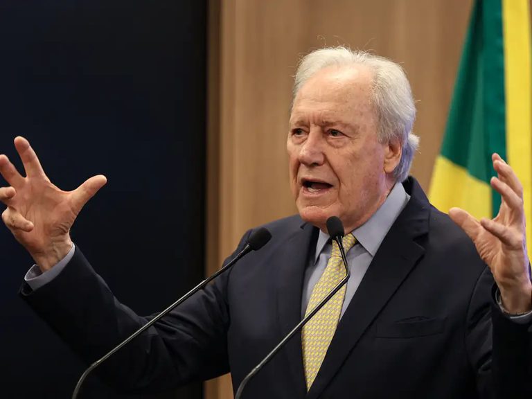 Lewandowski diz que pedidos do Rio foram atendidos e defende PEC da Segurança Pública Lewandowski diz que pedidos do Rio foram atendidos e defende PEC da Segurança Pública