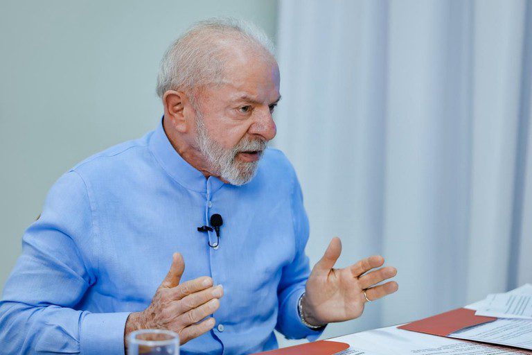 Em entrevista, Lula analisa momento do Brasil, política habitacional e diálogo com Trump Em entrevista, Lula analisa momento do Brasil, política habitacional e diálogo com Trump
