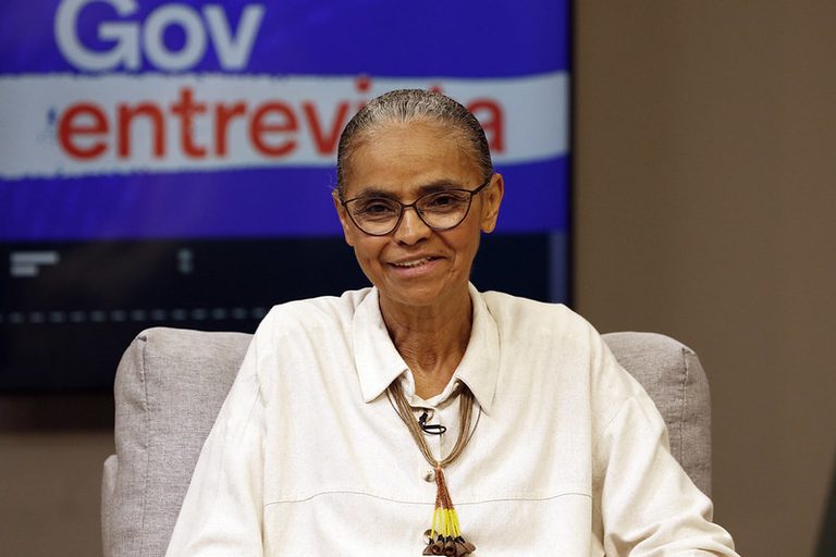 Marina Silva fala sobre petróleo na Bacia da Foz do Amazonas e preparativos para COP 30. Assista Marina Silva fala sobre petróleo na Bacia da Foz do Amazonas e preparativos para COP 30. Assista