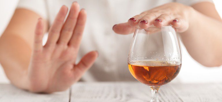 Metanol: 47 casos de intoxicação são confirmados no país até esta segunda-feira (20) Metanol: 47 casos de intoxicação são confirmados no país até esta segunda-feira (20)