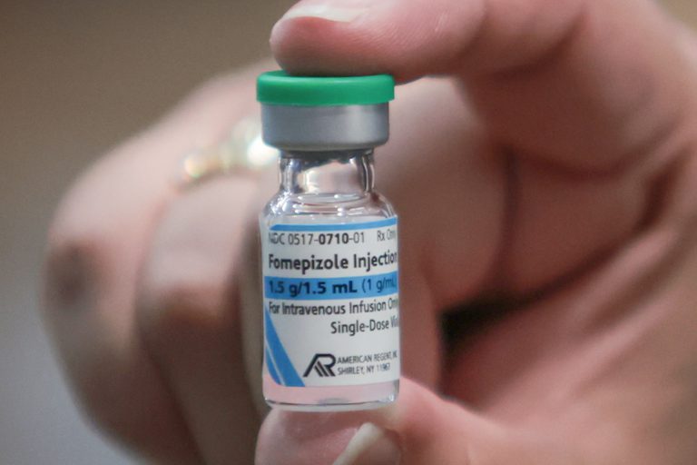 Ministério da Saúde orienta uso do Fomepizol no tratamento de intoxicação por metanol Ministério da Saúde orienta uso do Fomepizol no tratamento de intoxicação por metanol