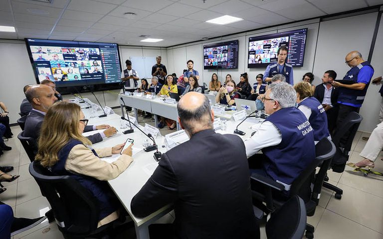 Ministro da Saúde anuncia ações estratégicas para tratar intoxicação por metanol Ministro da Saúde anuncia ações estratégicas para tratar intoxicação por metanol