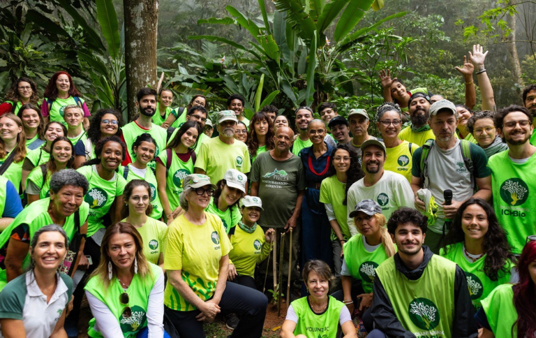 Mutirão "Dá Pé" no Parque Nacional da Tijuca (RJ) fortalece reflorestamento rumo à COP30