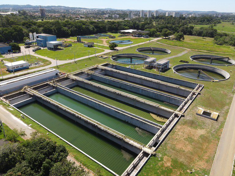 Com verbas federais, é entregue a maior estação de tratamento de esgoto de Goiás Com verbas federais, é entregue a maior estação de tratamento de esgoto de Goiás