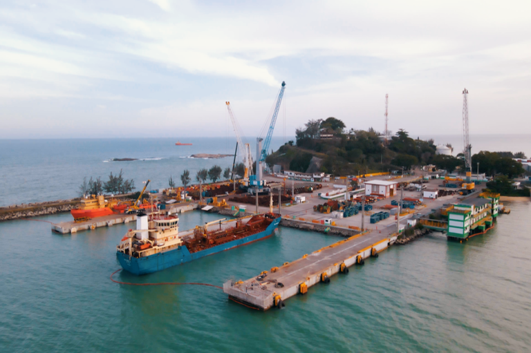 Eixo estratégico para a indústria do petróleo, BR-101-RJ vai a leilão nesta terça (11)