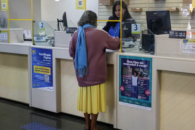 Aposentados e pensionistas têm até 14 de novembro para solicitar o ressarcimento do INSS Aposentados e pensionistas têm até 14 de novembro para solicitar o ressarcimento do INSS