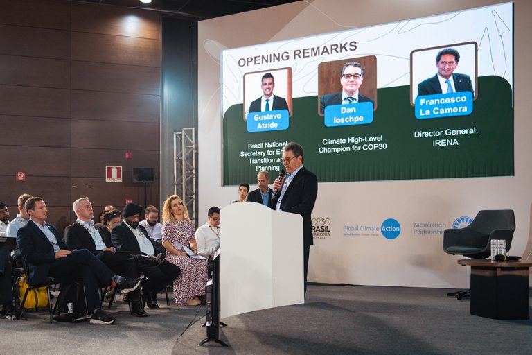 COP 30 reúne lideranças para acelerar a modernização da infraestrutura elétrica global