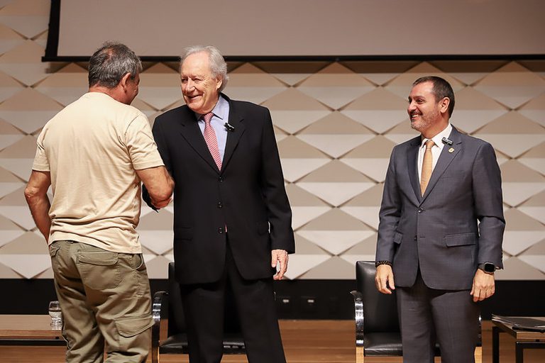 No Dia do Policial Federal, Lewandowski reafirma a autonomia da instituição