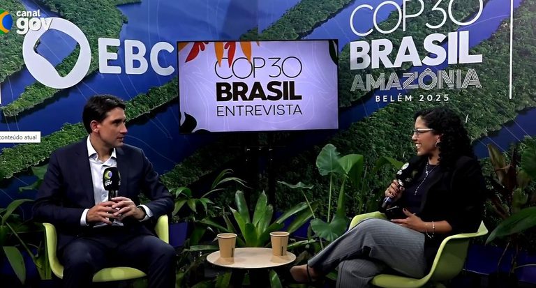 Governo reforça compromisso com descarbonização e transição energética no setor de transportes