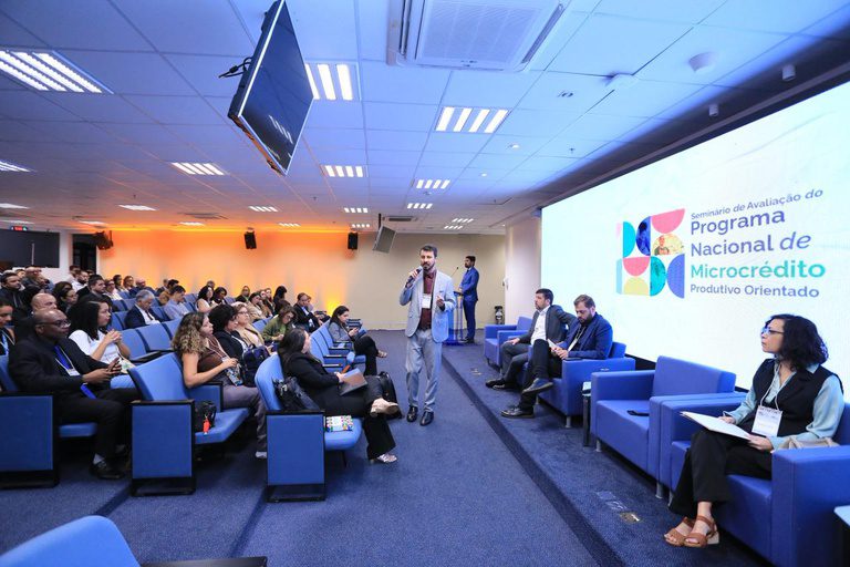 Microcrédito produtivo tem taxa de inadimplência abaixo de 5%, segundo MTE