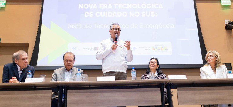 Saúde vai investir R$ 4,5 bilhões em rede de hospitais e serviços inteligentes do SUS