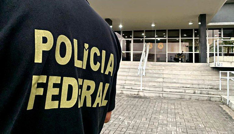 Operações da Polícia Federal desarticulam esquemas de lavagem de dinheiro e tráfico de drogas
