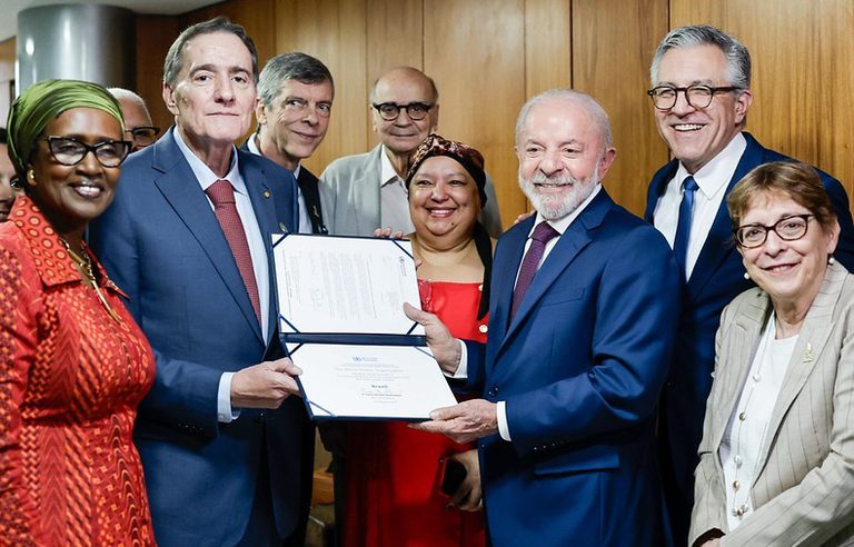 Opas/OMS certifica: Brasil é o único país continental a eliminar transmissão vertical do HIV