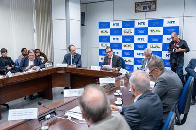 Conselho Curador do FGTS propõe pacto pela formalização na construção civil