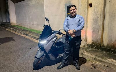 Estudante paulista é o primeiro aprovado em prova teórica na CNH do Brasil