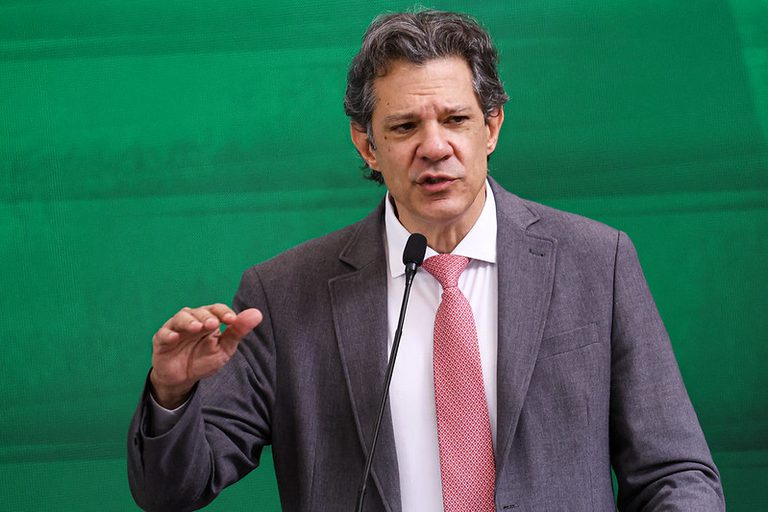 Haddad afirma que está otimista com parceria anticrime com os EUA