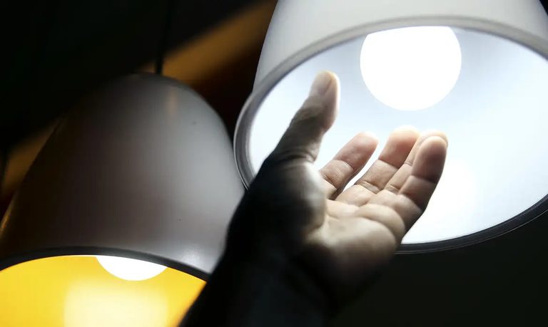 Com  Luz do Povo e Luz para Todos, inclusão energética alcança milhões de famílias em 2025